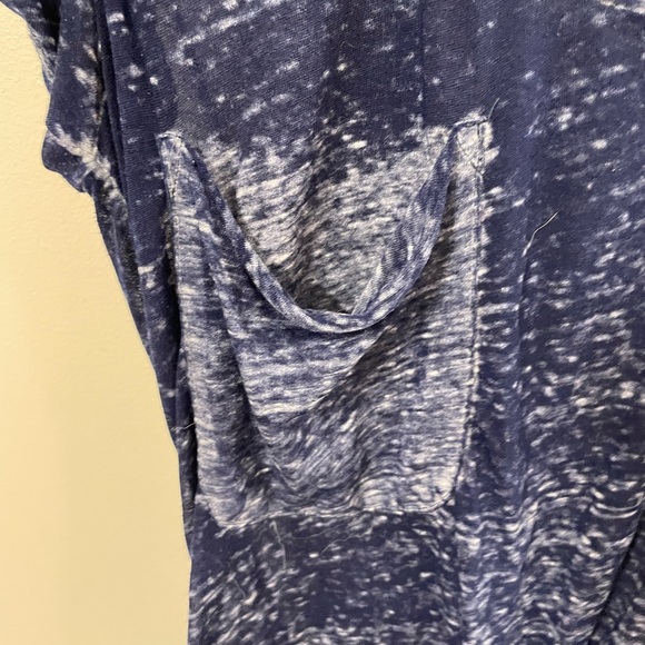 Z supply distressed blue Pocket Tee - Picture 3 of 4